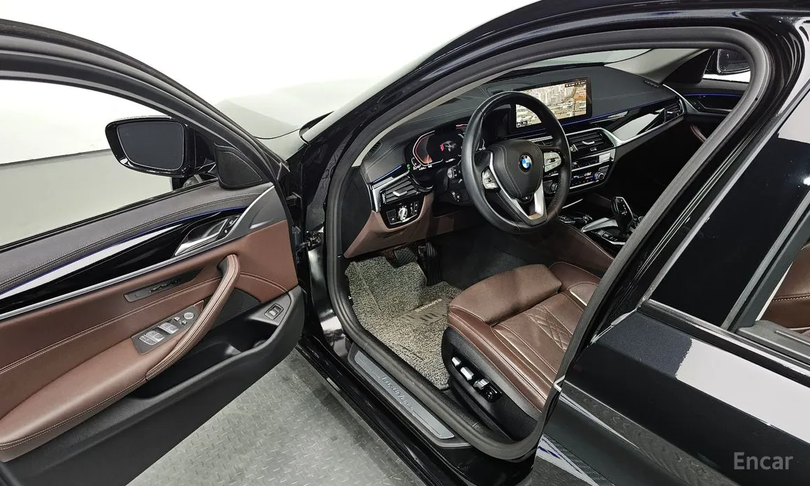 Фото 11 - BMW 5 Series