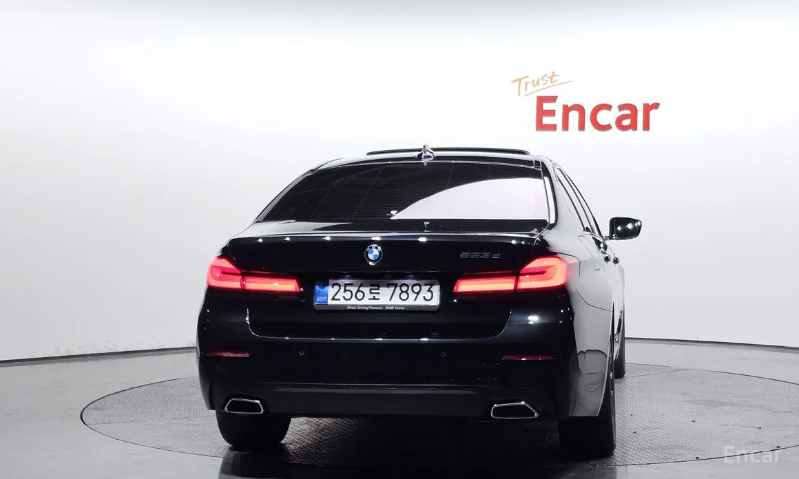 Фото 4 - BMW 5 Series