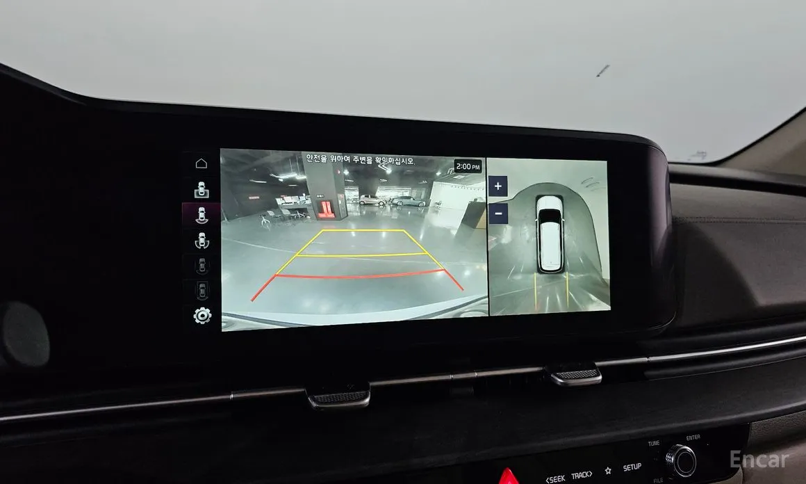 Photo 17 - Kia Carnival