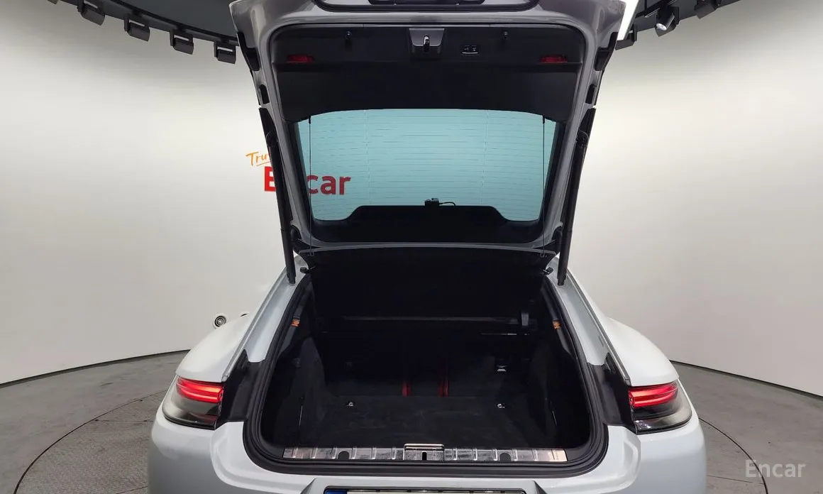 Фото 20 - Porsche Panamera