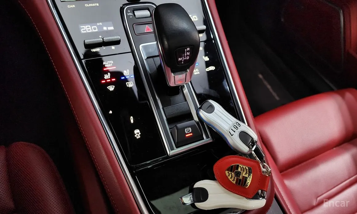 Фото 9 - Porsche Panamera