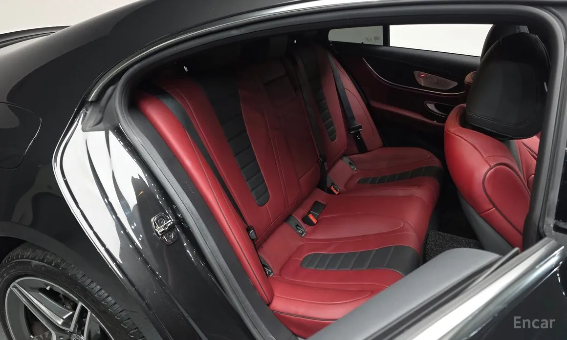 Фото 11 - Mercedes-Benz CLS-Class