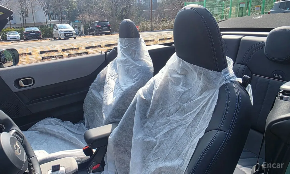 Фото 10 - Mini Cooper Convertible