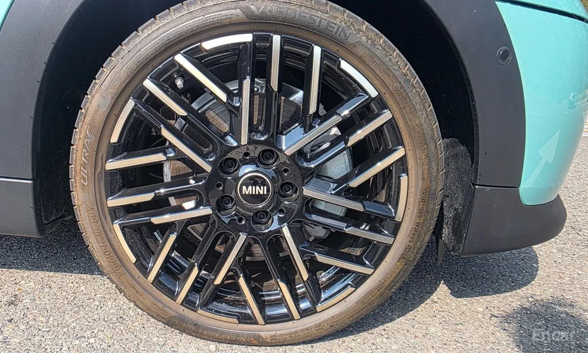 Фото 5 - Mini Cooper Convertible