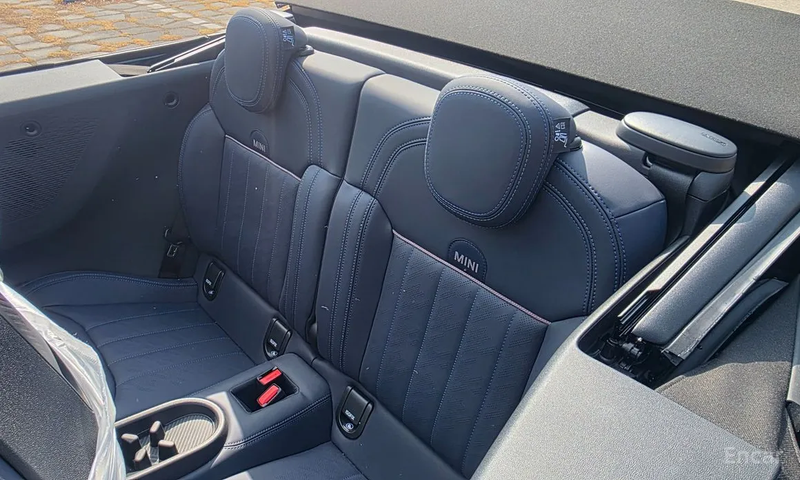 Фото 7 - Mini Cooper Convertible
