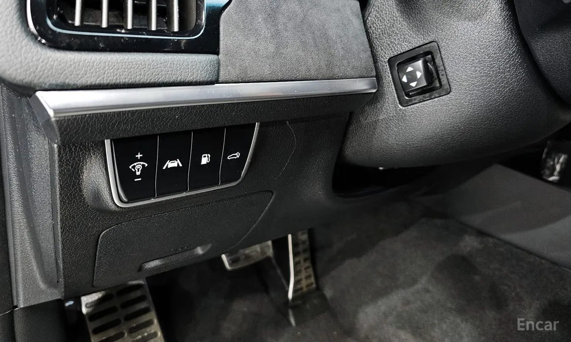 Фото 16 - Kia Stinger