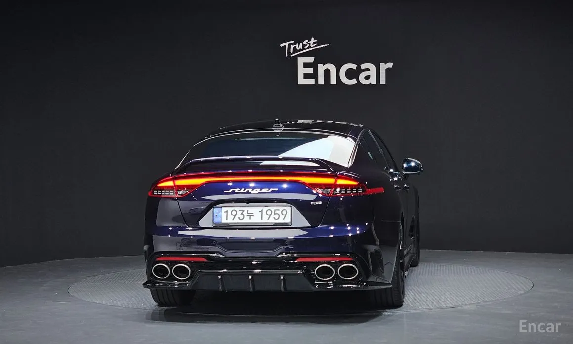 Фото 4 - Kia Stinger