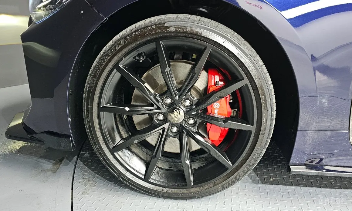 Фото 5 - Kia Stinger