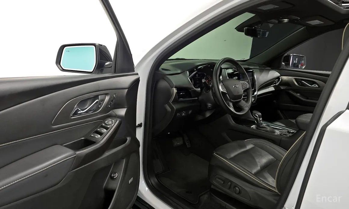 Фото 11 - Chevrolet Traverse