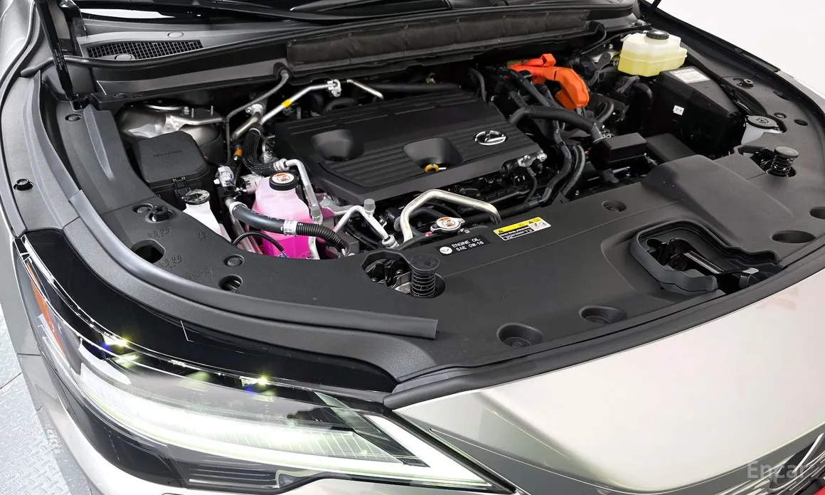 Фото 6 - Lexus RX