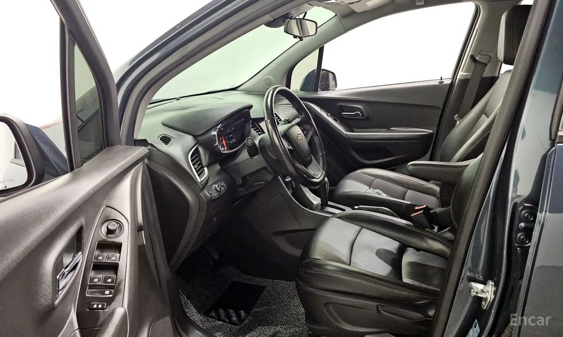 Фото 10 - Chevrolet Trax