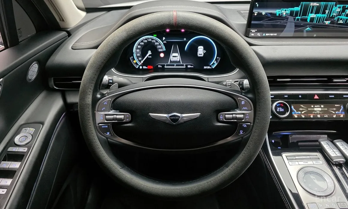 Фото 13 - Genesis GV80