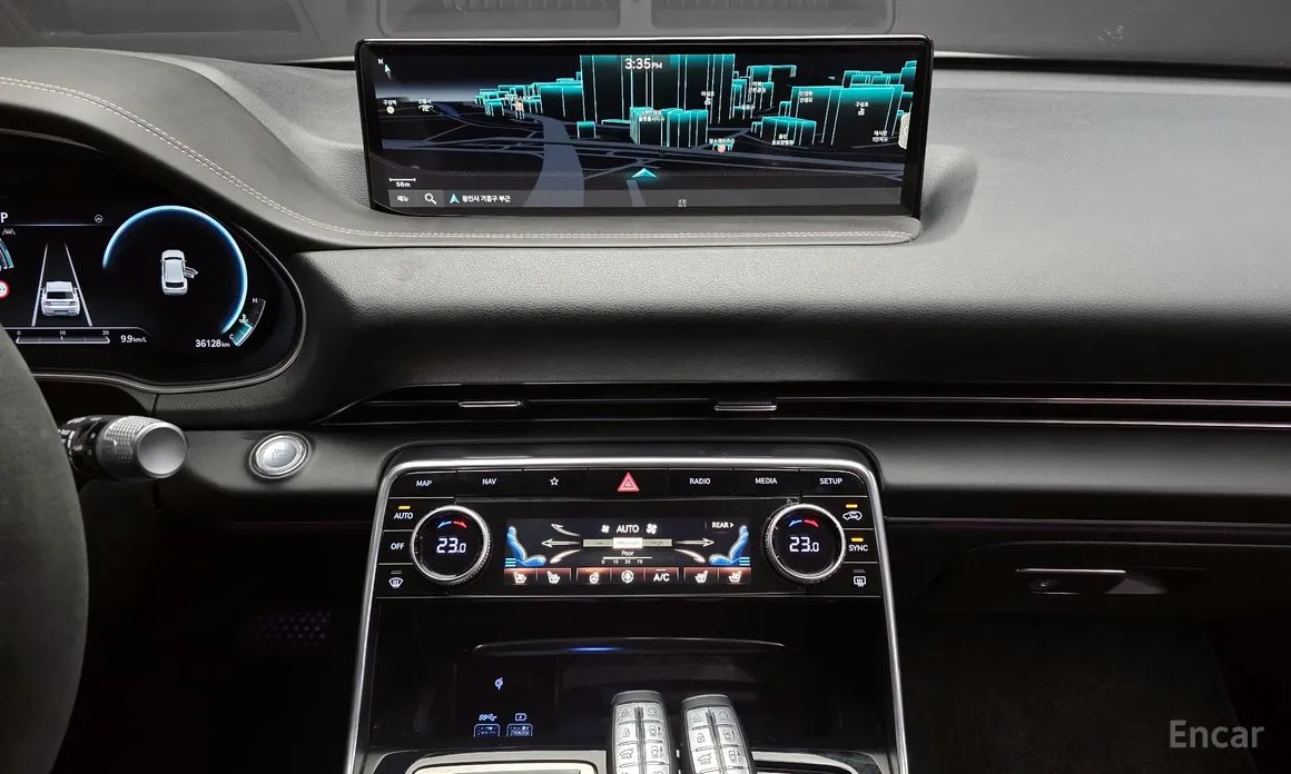 Фото 15 - Genesis GV80