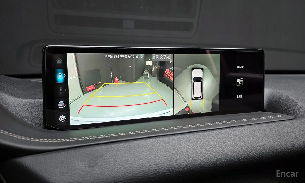 Фото 16 - Genesis GV80