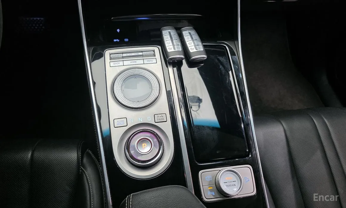 Фото 9 - Genesis GV80