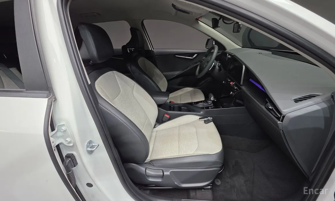 Фото 10 - Kia Niro