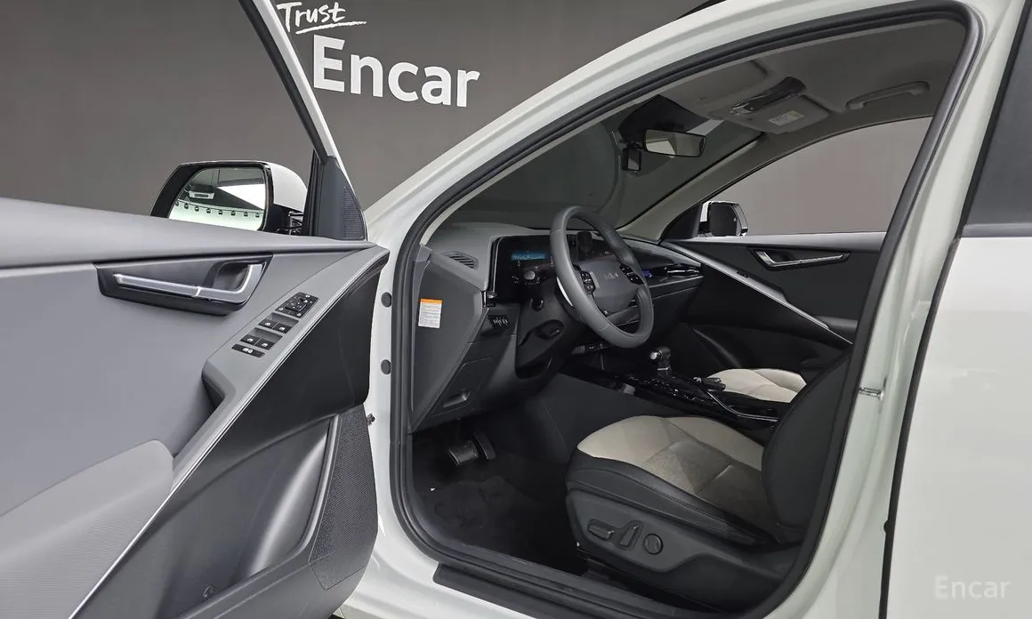 Фото 11 - Kia Niro