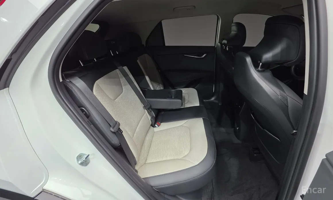 Фото 19 - Kia Niro