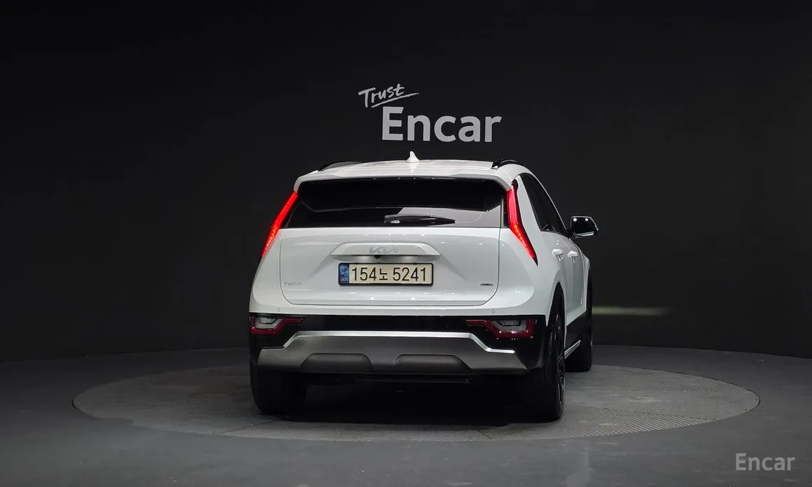 Фото 4 - Kia Niro