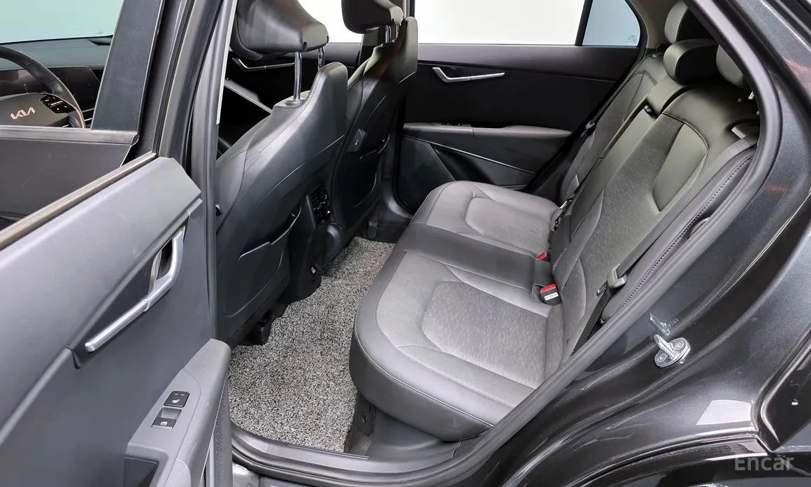 Фото 12 - Kia Niro