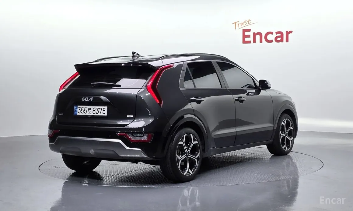 Фото 2 - Kia Niro