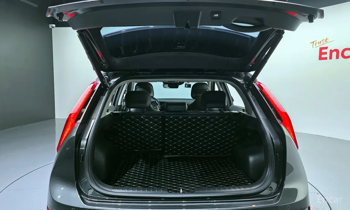 Фото 20 - Kia Niro