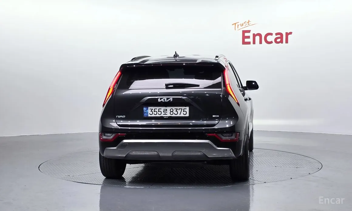 Фото 4 - Kia Niro