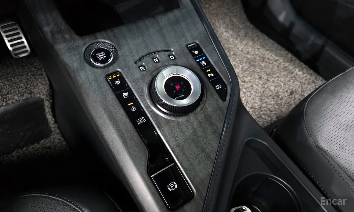 Фото 9 - Kia Niro