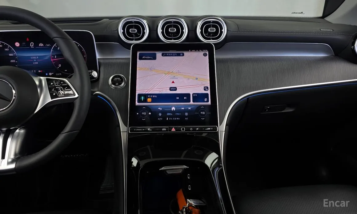 Фото 14 - Mercedes-Benz GLC-Class