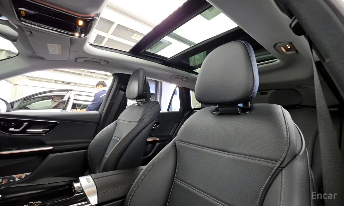 Фото 19 - Mercedes-Benz GLC-Class