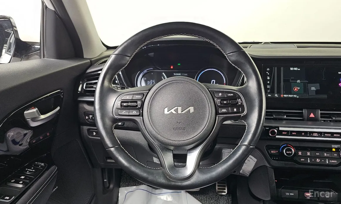 Photo 16 - Kia Niro