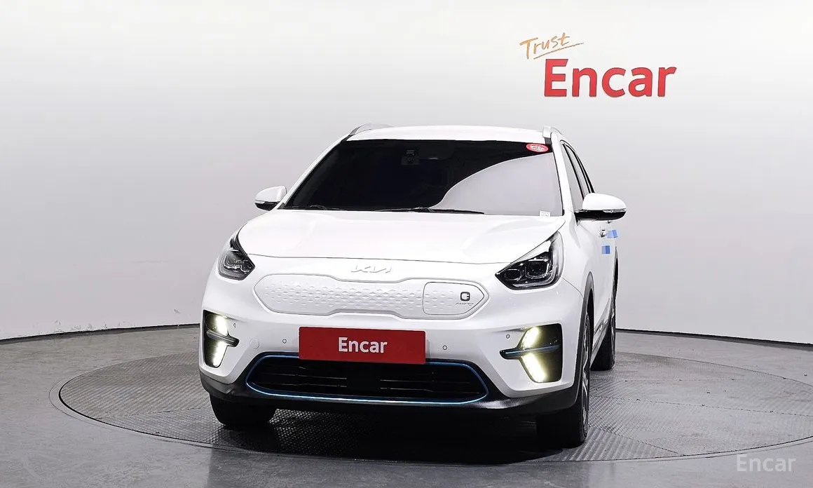 Photo 3 - Kia Niro