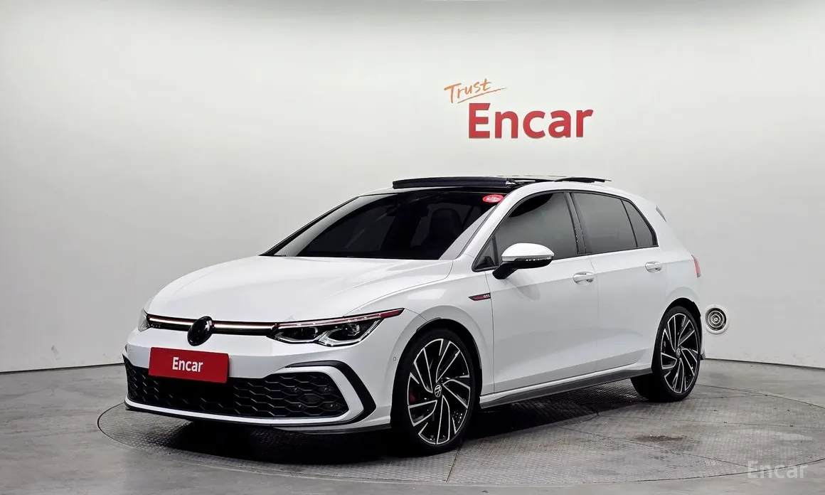 Photo 1 - Volkswagen Golf