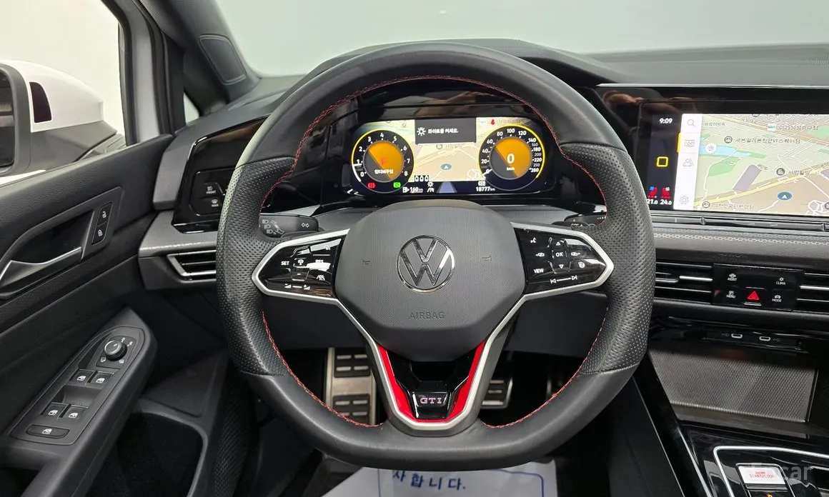 Photo 13 - Volkswagen Golf