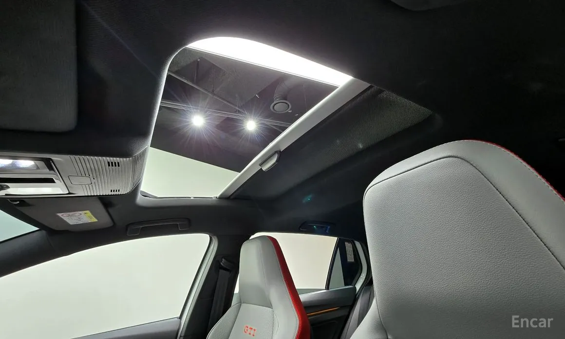 Photo 19 - Volkswagen Golf