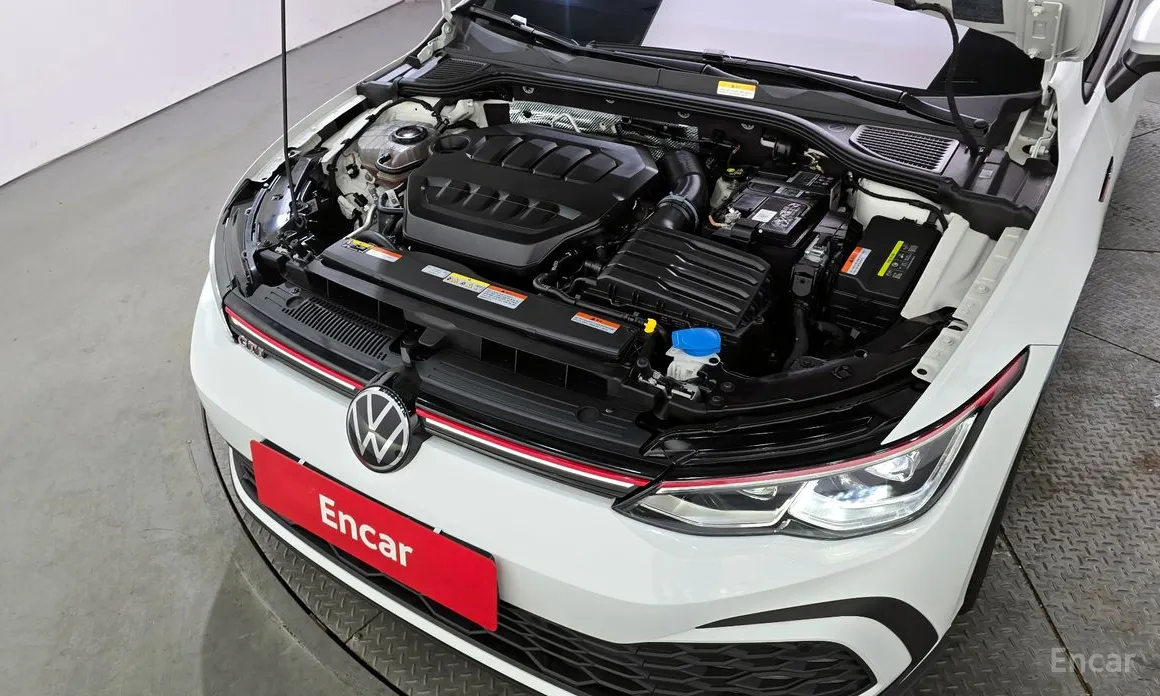 Photo 6 - Volkswagen Golf