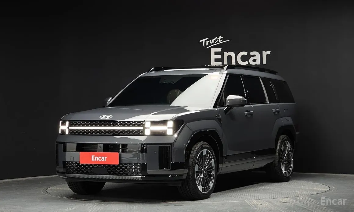 Фото 1 - Hyundai Santa Fe