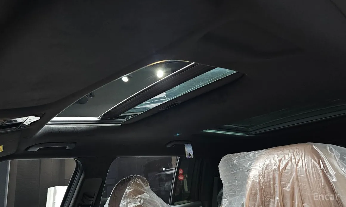 Фото 18 - Hyundai Santa Fe