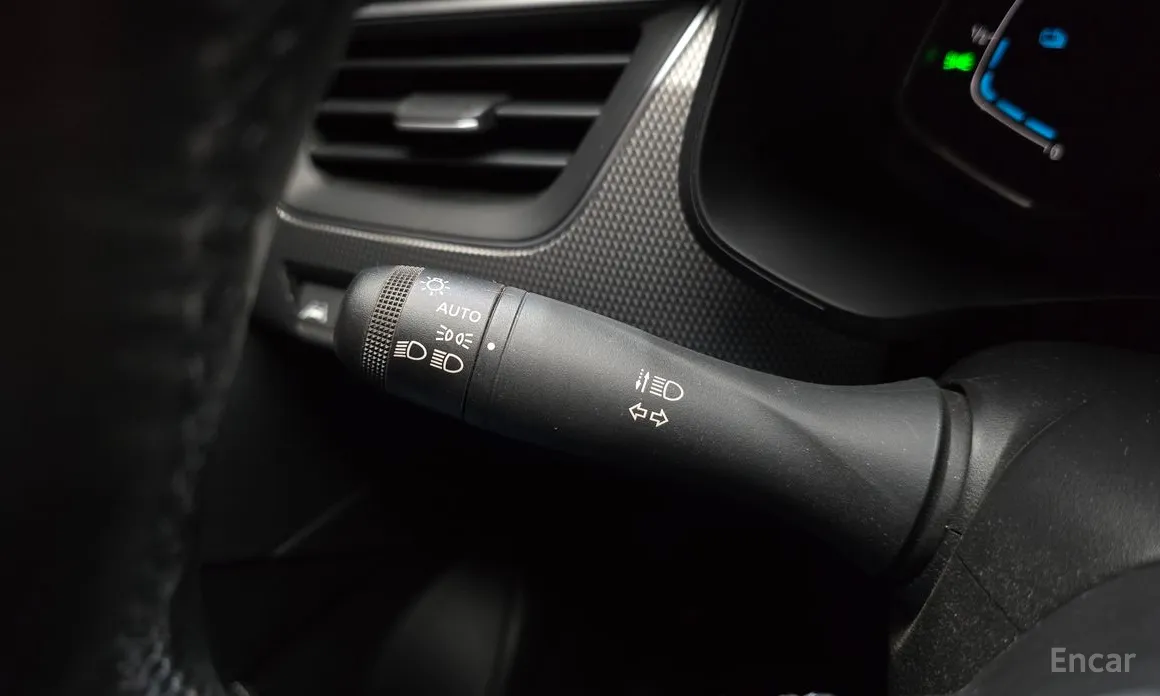 Фото 16 - Renault XM3