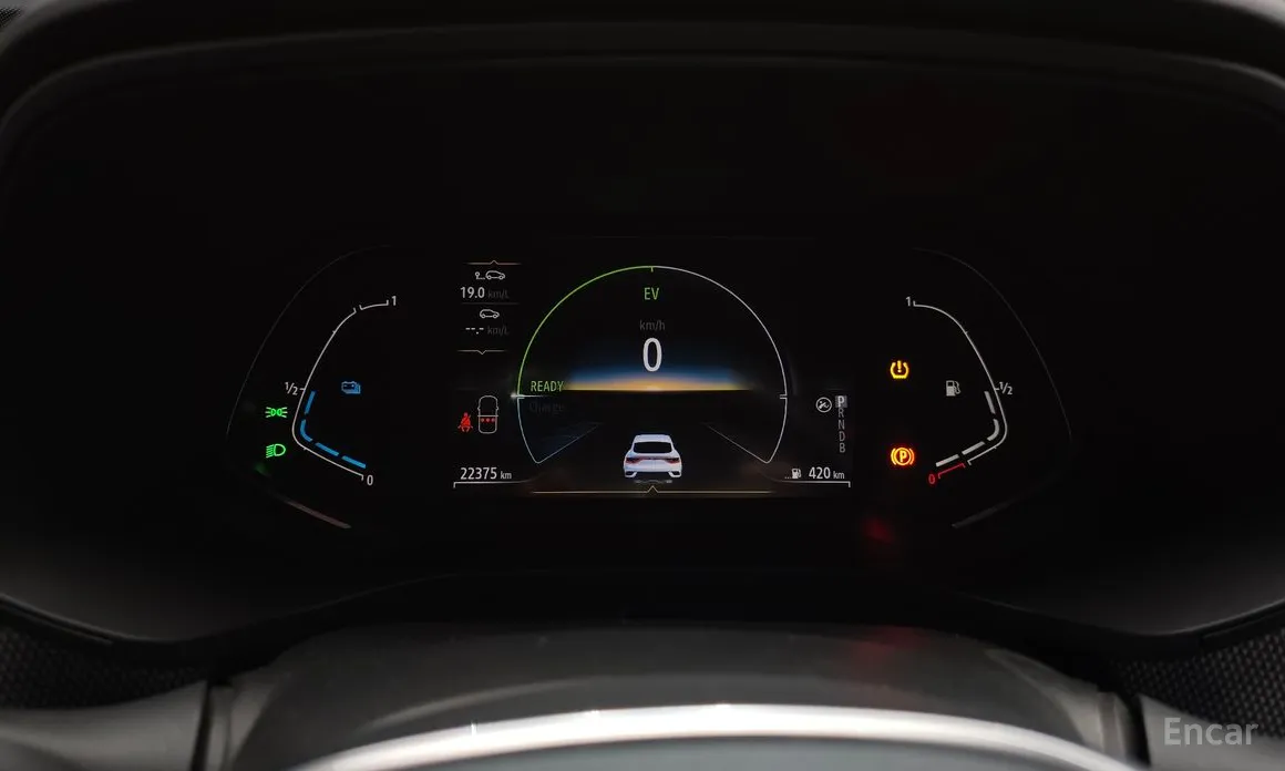 Фото 8 - Renault XM3