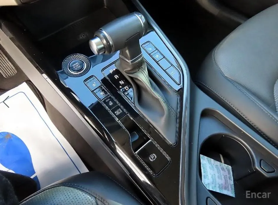 Фото 10 - Kia Niro