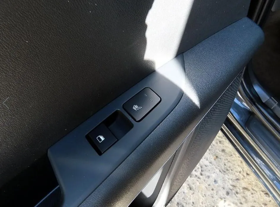 Фото 16 - Kia Niro