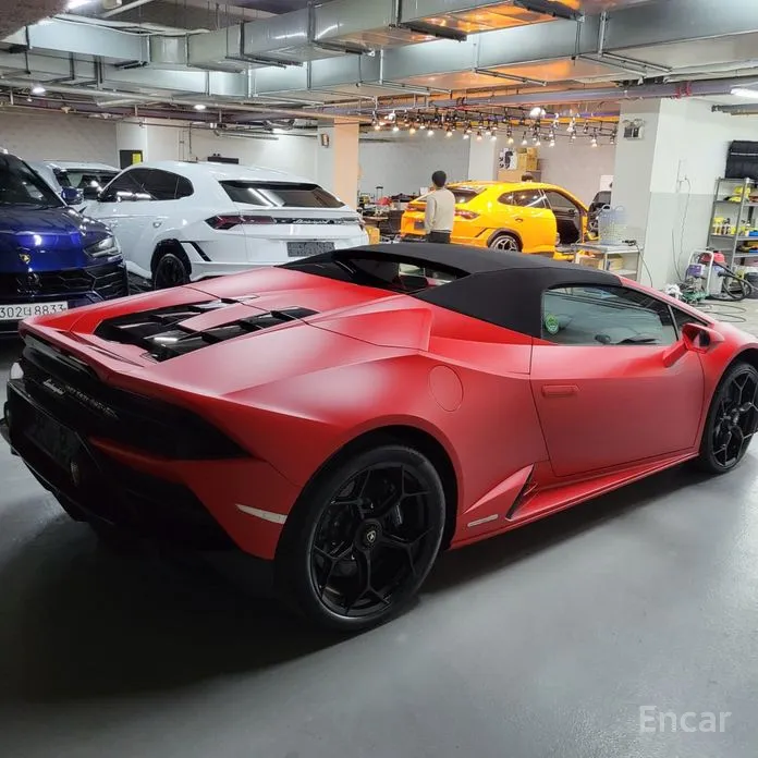 Фото 3 - Lamborghini Huracan