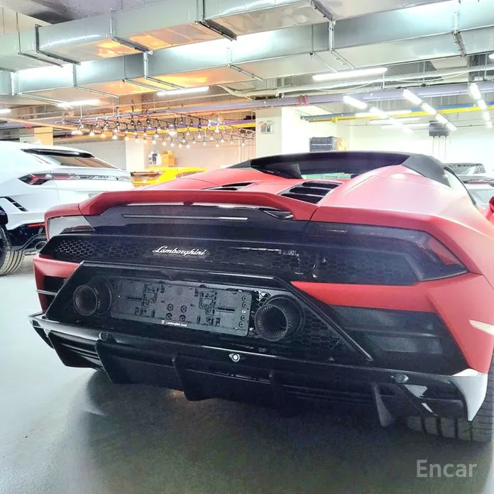 Фото 4 - Lamborghini Huracan