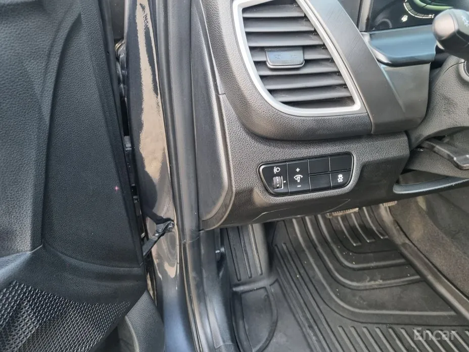 Фото 15 - Kia Seltos