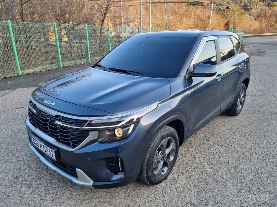 Фото 2 - Kia Seltos