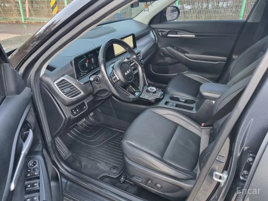Фото 6 - Kia Seltos