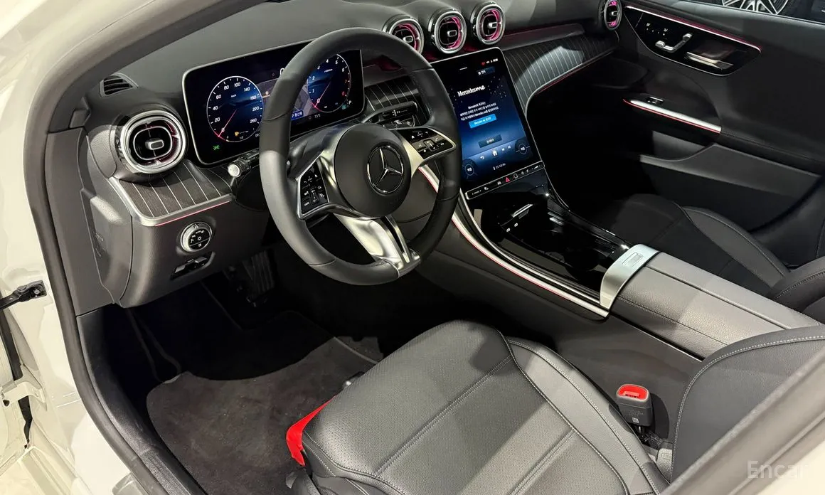 Фото 19 - Mercedes-Benz C-Class