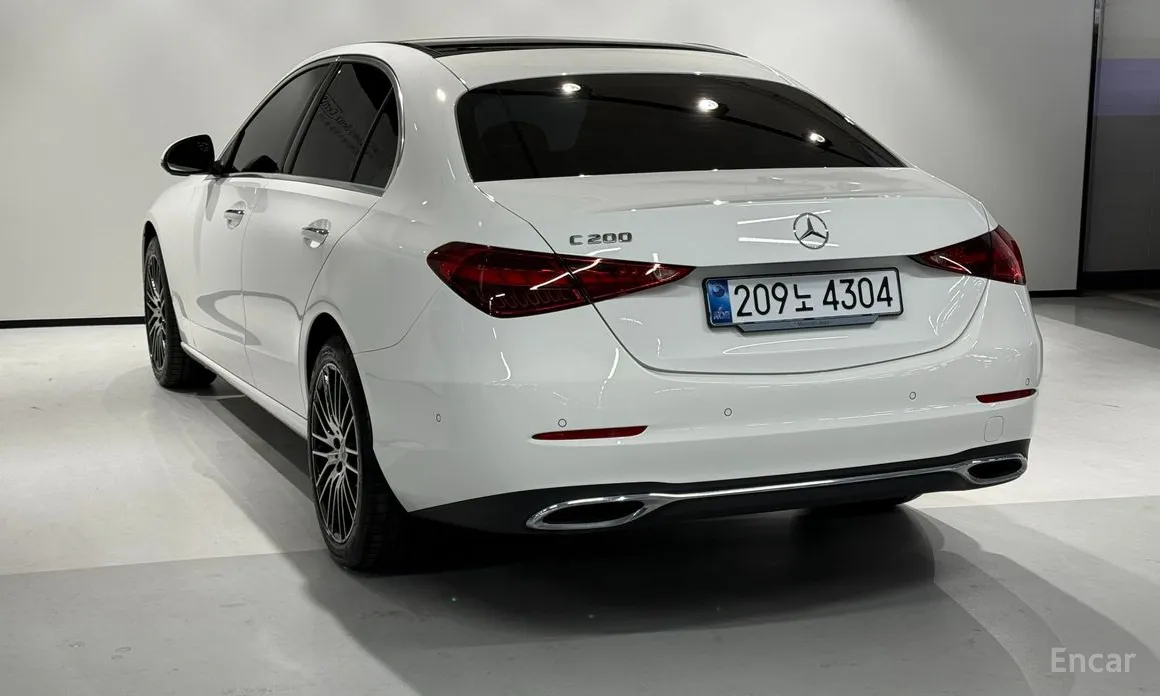 Фото 4 - Mercedes-Benz C-Class