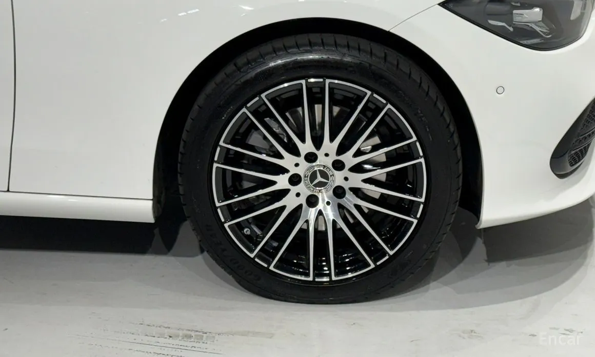 Фото 5 - Mercedes-Benz C-Class